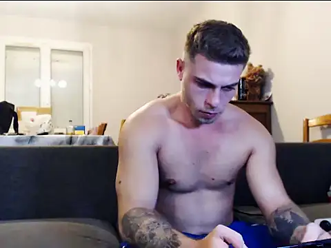 Elkafit28 online show from April 2026 08:39:01 PM