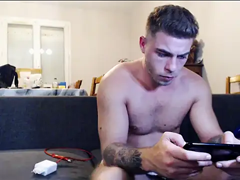 Elkafit28 online show from April 2026 09:49:02 PM