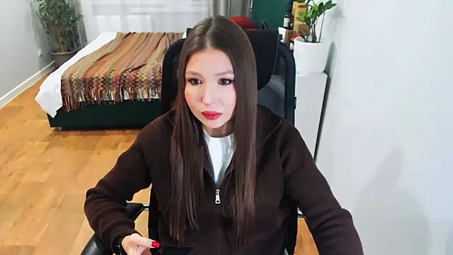 Eva Chris online show from January 2026 05:27:02 PM