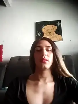 CharlotteBigCock online show from October 2025 04:50:01 PM