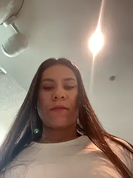 Reggie-Liam online show from July 2026 04:22:01 PM