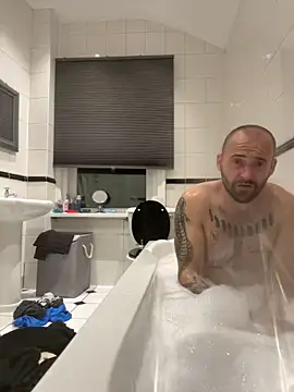 bigguy101 online show from February 2025 07:13:01 PM