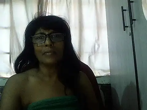 MsAttitude online show from November 2025 06:34:01 AM