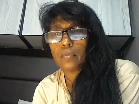 MsAttitude online show from February 2026 06:52:01 AM