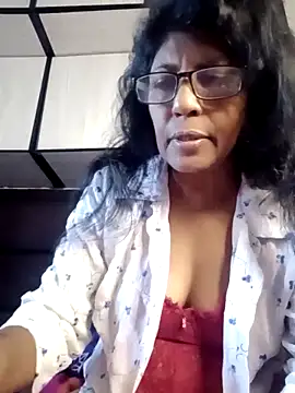 Snapshot of MsAttitude chatting on June 2026 07:00:01 AM MsAttitude online show from June 2026 07:00:01 AM