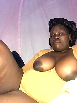 sweett shaley online show from November 2025 01:06:01 AM