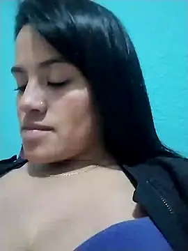 Snapshot of zhayra_rose chatting on January 2025 05:48:01 AM zhayra rose online show from January 2025 05:48:01 AM