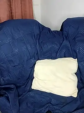 Snapshot of zhayra_rose chatting on March 2025 06:27:01 AM zhayra rose online show from March 2025 06:27:01 AM