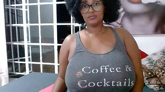 Snapshot of Charlie-Crawford chatting on February 2026 01:59:02 AM Charlie-Crawford online show from February 2026 01:59:02 AM