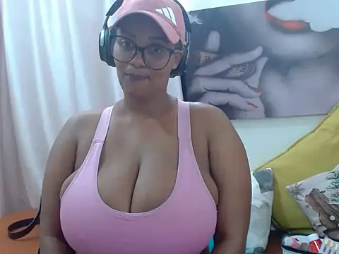 Snapshot of Charlie-Crawford chatting on February 2026 07:26:01 AM Charlie-Crawford online show from February 2026 07:26:01 AM