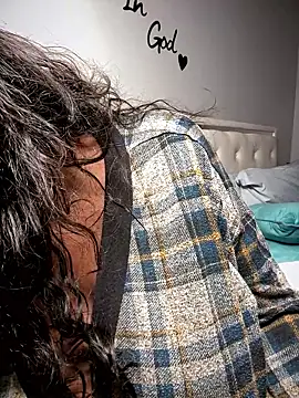 1Topgyal online show from January 2026 07:45:01 AM