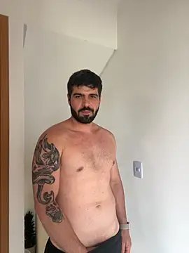 Ravixx online show from December 2025 05:19:02 PM