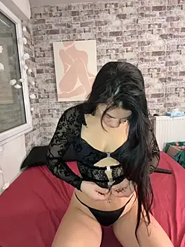 victoria athena online show from November 2025 12:27:01 PM