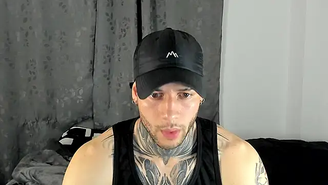  jamesleandros1 online show from January 2026 11:30:02 PM