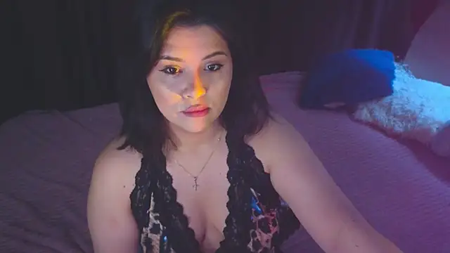 Malika uAngel online show from November 2025 10:01:01 PM