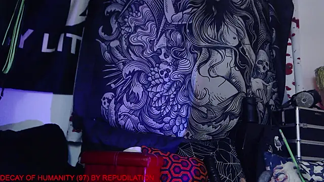 Silentmary online show from March 2026 03:49:01 PM