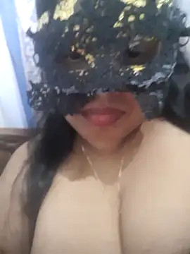 Snapshot of chubby_wife chatting on May 2026 04:17:01 AM chubby wife online show from May 2026 04:17:01 AM