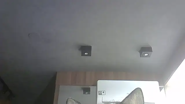 Skinny-Kitten online show from October 2025 06:50:02 AM