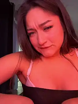 LuceroRm online show from February 2026 04:29:02 AM