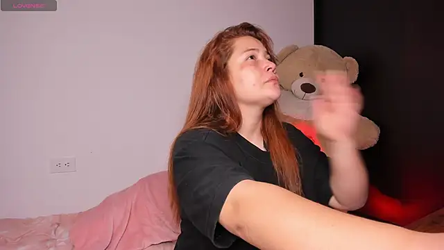 EmilyBarragan online show from October 2025 12:30:02 AM