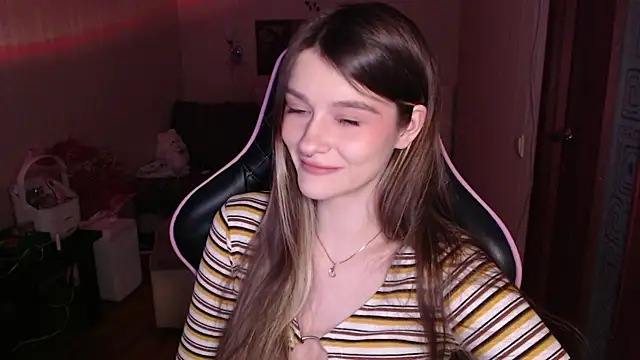 jeann elsaa online show from November 2025 04:05:01 AM