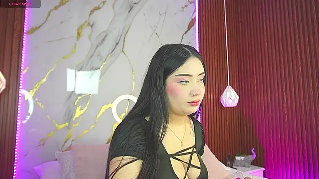 haylie  online show from February 2025 03:53:01 AM