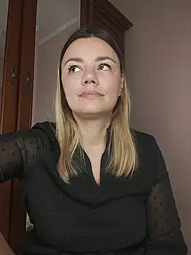 KrissSexi online show from October 2025 05:53:02 AM