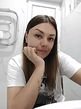 KrissSexi online show from June 2026 10:14:02 PM