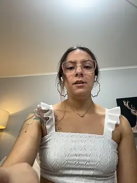 Bianca     online show from March 2026 12:25:01 AM