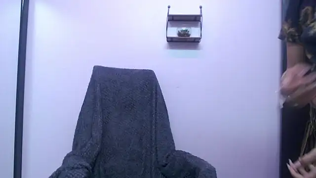 Snapshot of ORIANNA_BODMOD chatting on February 2026 10:57:02 PM ORIANNA BODMOD online show from February 2026 10:57:02 PM