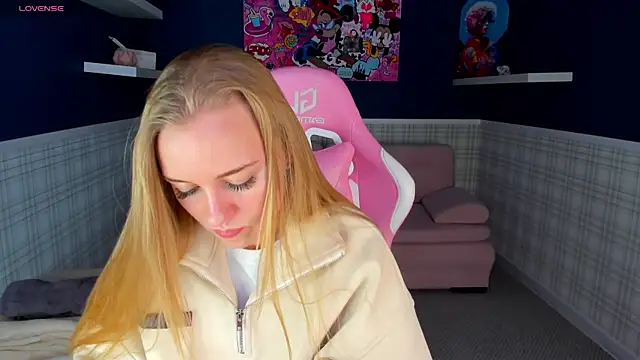 Barbie Lis online show from November 2025 01:31:01 AM