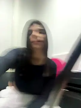 ZiaCalifa online show from January 2026 11:47:01 AM