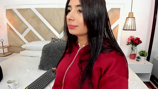 Snapshot of ZiaCalifa chatting on June 2026 11:48:01 AM ZiaCalifa online show from June 2026 11:48:01 AM