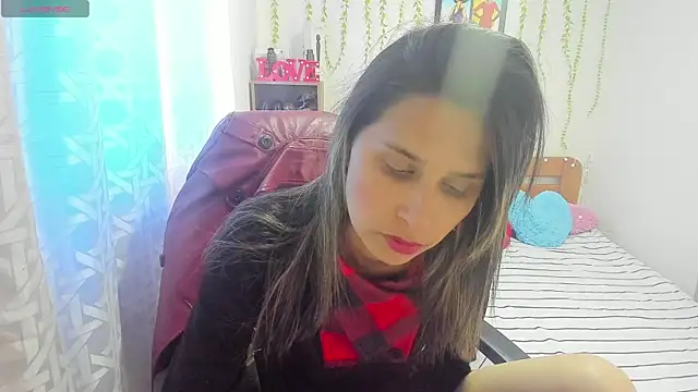 lauren ashlee online show from October 2025 03:44:01 PM