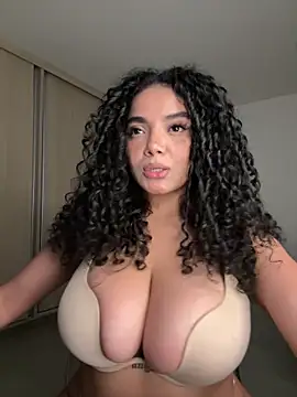 Mariecurl online show from June 2026 12:47:01 AM