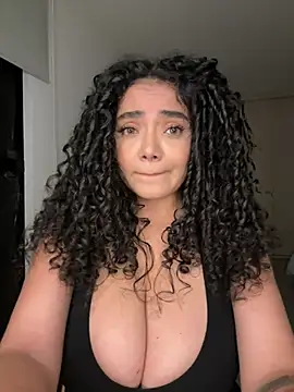 Mariecurl online show from July 2026 01:19:01 AM