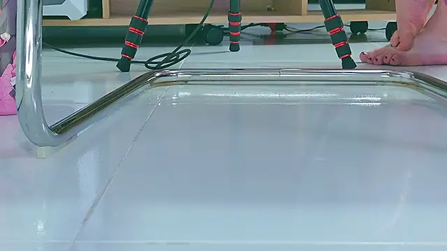 NathaxaLeans online show from November 2025 11:31:02 AM