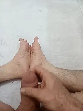 Hardapple01 online show from December 2024 06:17:01 PM