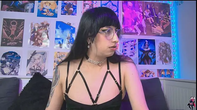 snowblack  online show from February 2026 03:38:01 PM