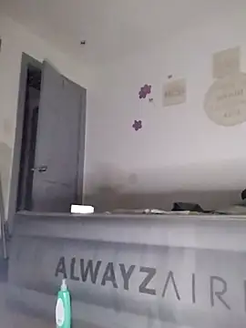 SlimBeenBadd1981 online show from September 2025 12:27:02 PM