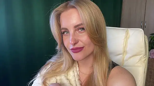 Snapshot of anita_blairr chatting on May 2026 04:07:02 AM anita blairr online show from May 2026 04:07:02 AM