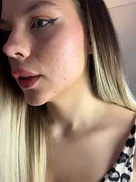 KittyKatyDream online show from March 2025 01:29:01 PM