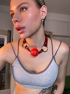 KittyKatyDream online show from November 2025 03:01:02 PM