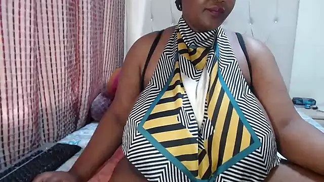 Snapshot of CHOCOLATEDARKBUSTYX chatting on December 2025 09:51:02 AM CHOCOLATEDARKBUSTYX online show from December 2025 09:51:02 AM