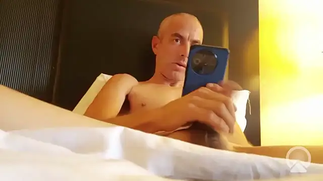 Snapshot of JunkieLiLMethWhore chatting on September 2025 07:48:01 PM JunkieLiLMethWhore online show from September 2025 07:48:01 PM