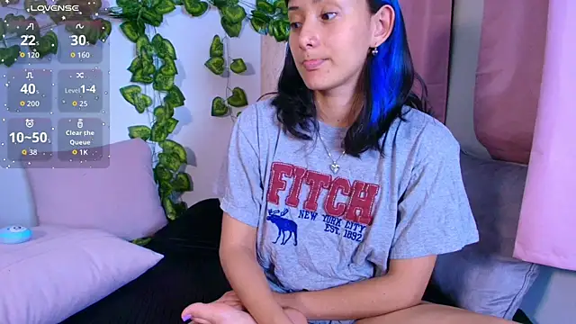 tati cardenas online show from February 2026 04:42:01 AM