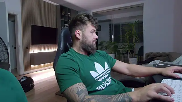 UbbeViking online show from February 2025 04:45:02 PM