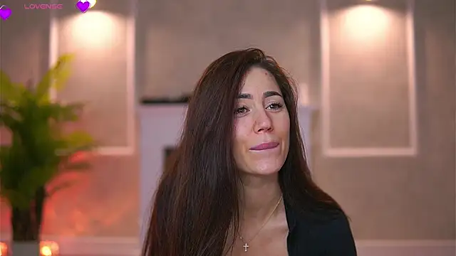 Abbela White online show from December 2025 06:44:02 AM