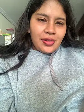 moncerrat luna online show from October 2025 09:23:01 PM