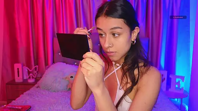 Emiily Scott1 online show from April 2026 11:48:01 PM